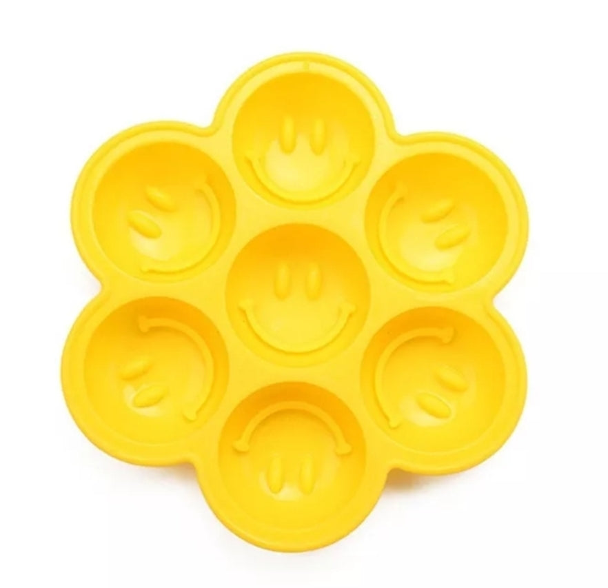 Silicone 7 Cell Smiley Mold