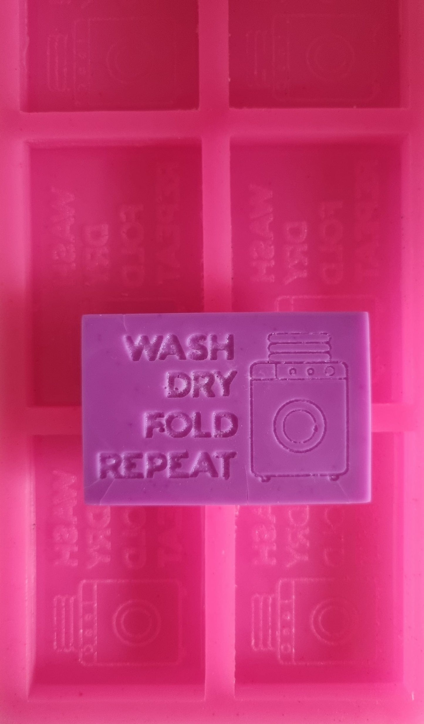 6 x Wash Dry Fold Repeat Mold